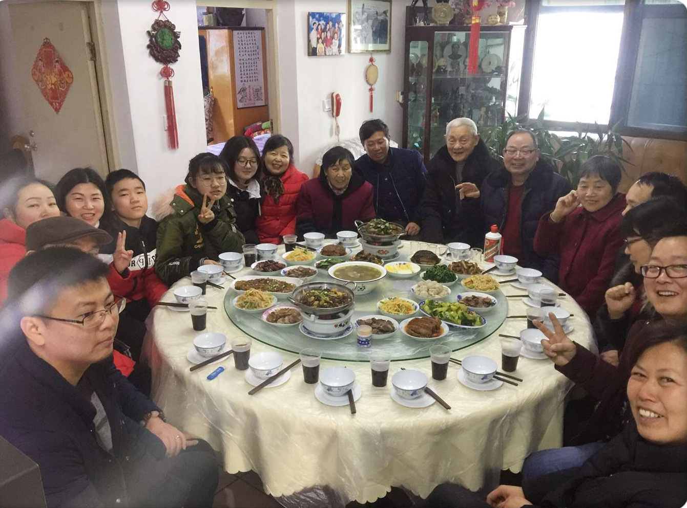 除夕夜，四代同堂過新年。（當陽公司生產(chǎn)企劃部  張燕）.jpg